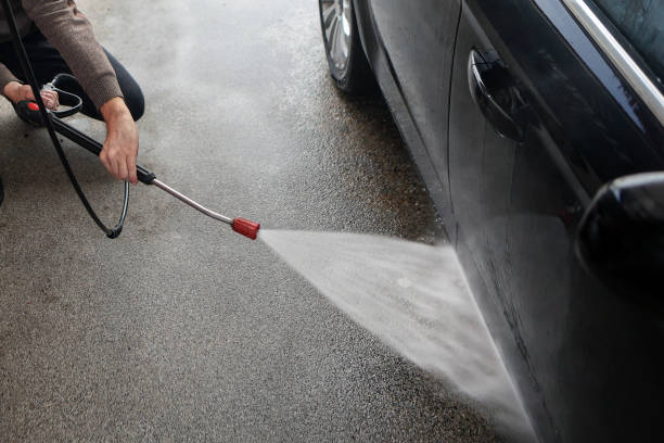 Why Choose Our Certified Pressure Washing Experts for Your Project Needs in Albertson, NY?
